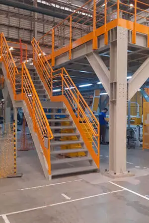 Estrutura metálica em construção